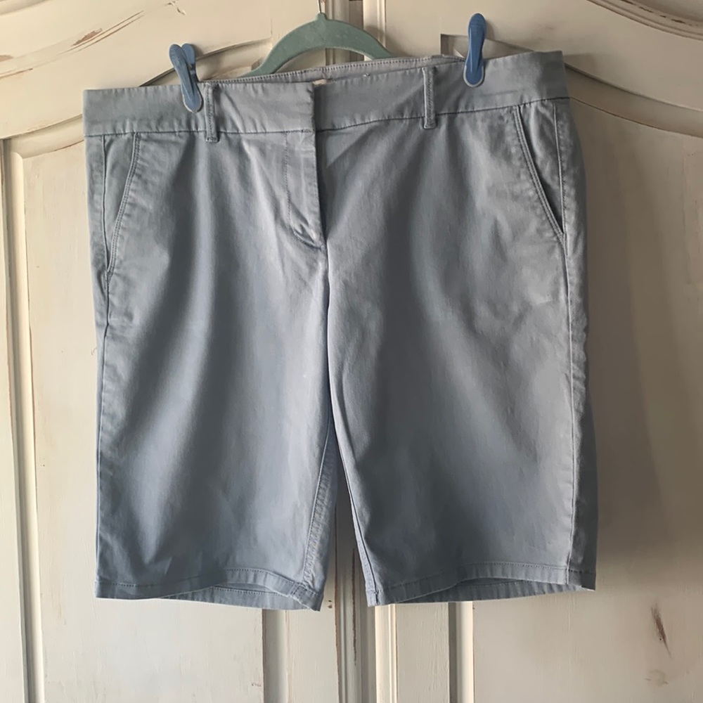 Loft Bermuda Roll Short